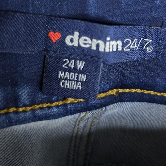 Denim 24/7 Jeggings - Picture 6 of 8
